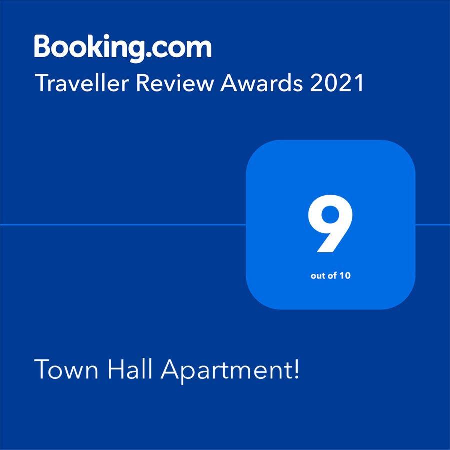 Town Hall Apartments วิลนีอุส ภายนอก รูปภาพ